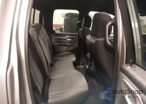 2022 Ram 1500 из США, поврежденный, VIN 1C6RREBT8NN185093